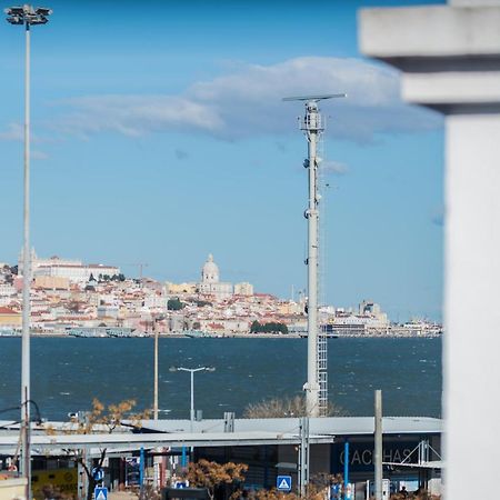 Vista Lisboa Guest Apartments 阿尔马达 外观 照片