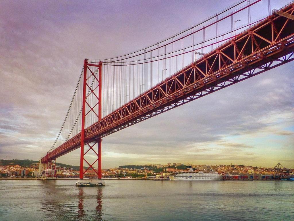 Vista Lisboa Guest Apartments 阿尔马达 外观 照片